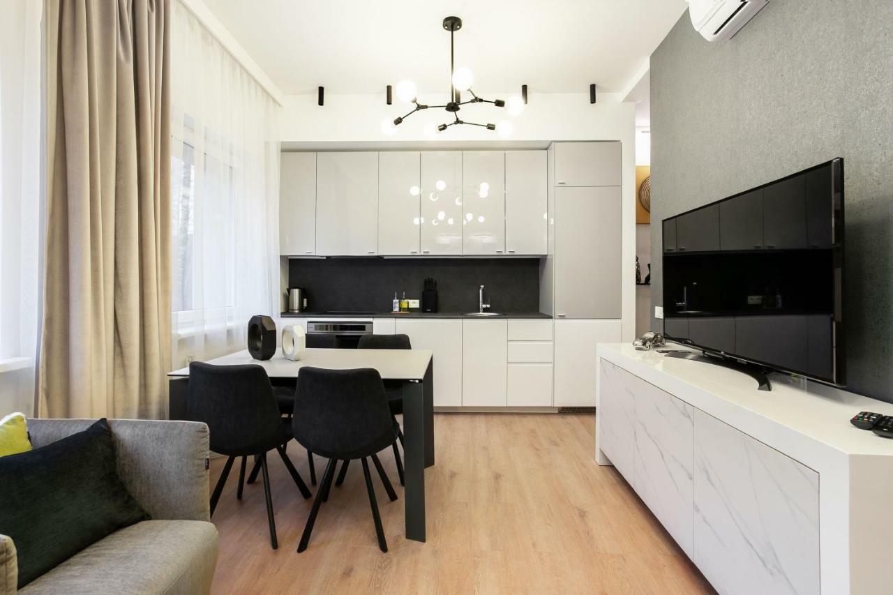 Luxury For Everyone - Hills Park Lux Apartments 2 Аеропорт Вільнюс Екстер'єр фото